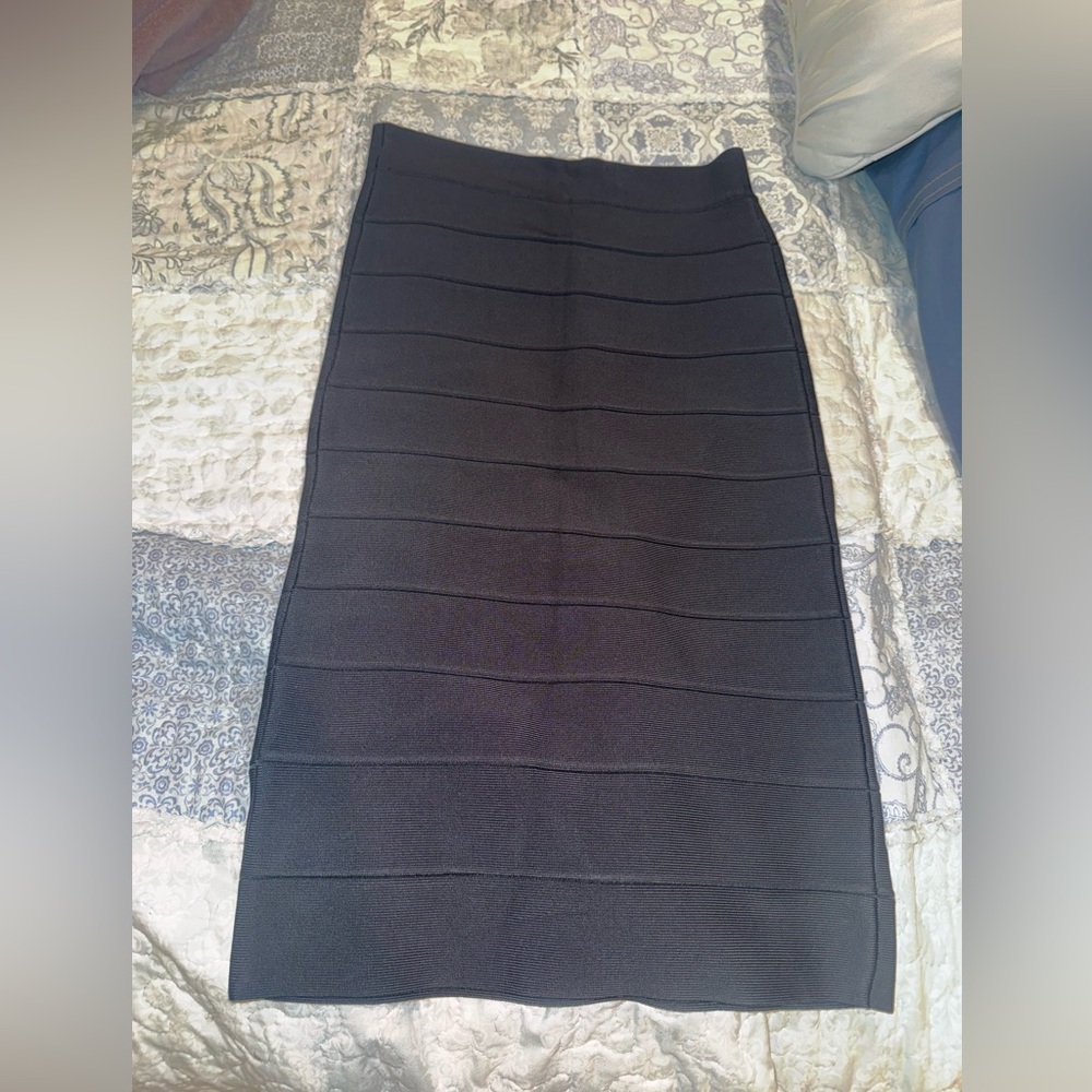 BCBG SKIRT